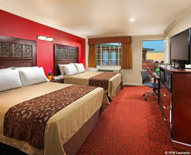 Studio Inn & Suites At Promenade Downey Exterior foto